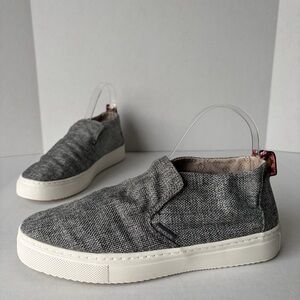 Hey Dude Peyton‎ Linen Grey Black Knit Slip-On Sneakers Aztec Print Women’s 9